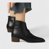 Josefine | Елегантни Боти
