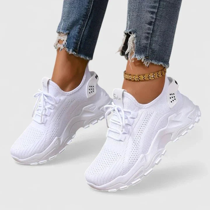 Нора | Ортопедични маратонки